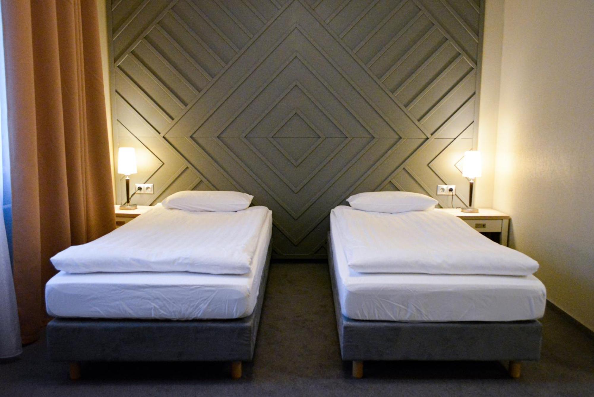 Hotel Pyramiden Luaran gambar